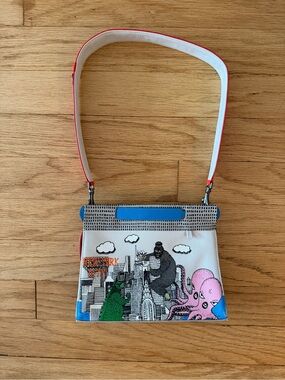 Min & Mon White Shoulder Bag with Pink, Blue and Green Accents